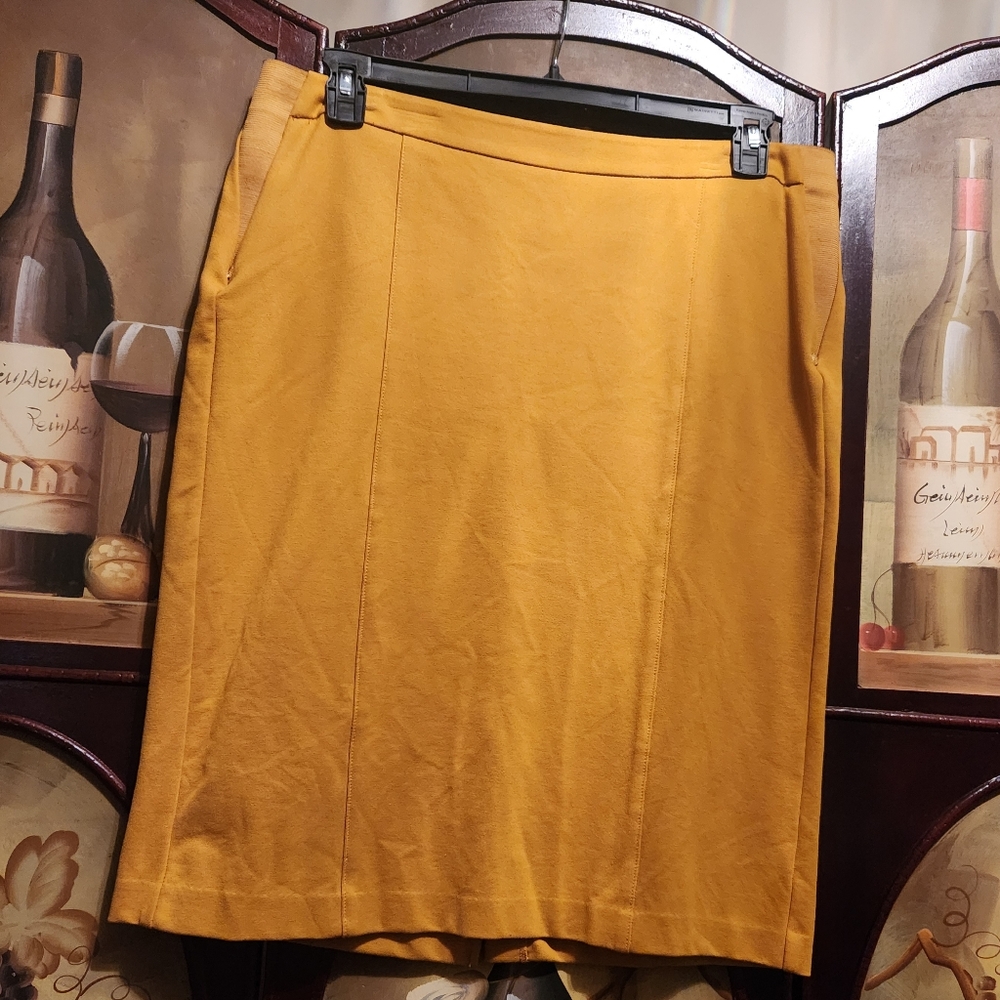 Anne Klein size large pencil skirt